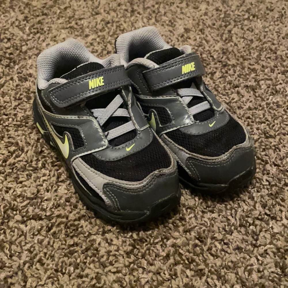 Nike Reax size 8c